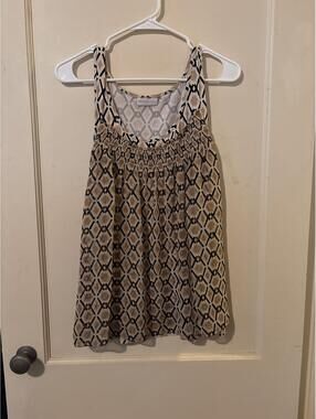 New York & Company Geometric Smocked Tank Top